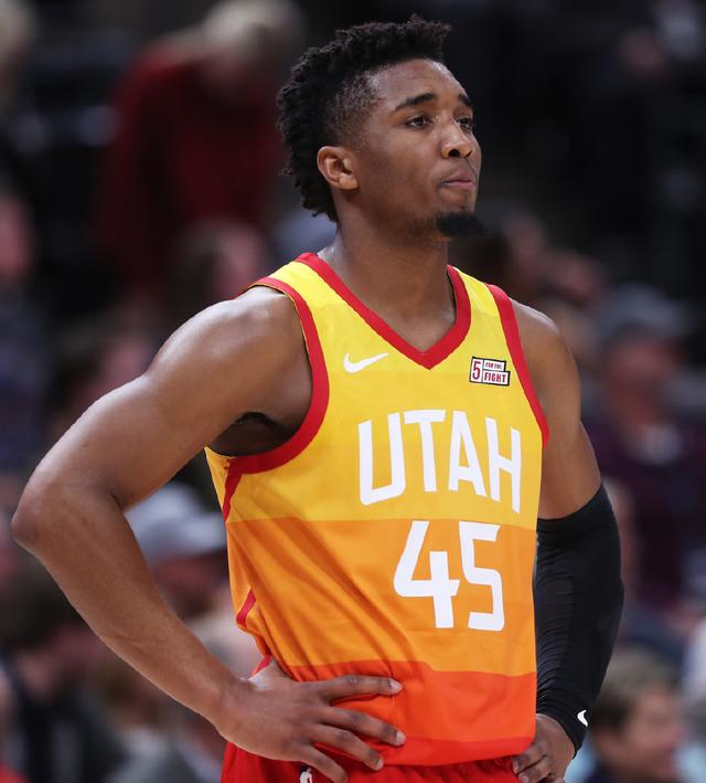 冒犯任何人 冒犯任何人